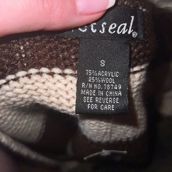 Cardigan Sweater - Picture 6 of 6